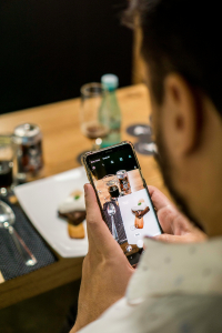 Chụp thức ăn bằng smartphone